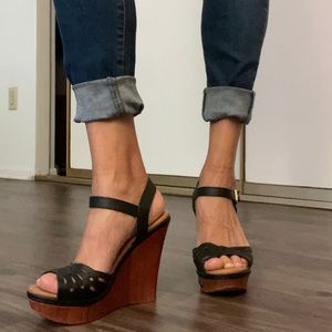 Black summer wedges